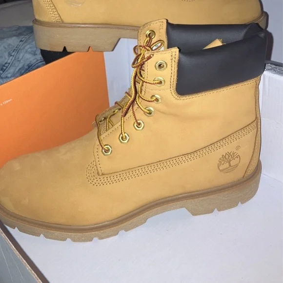 Timberland | Shoes | Mens 9 2 Timberland Boots Never Worn  display picture 1